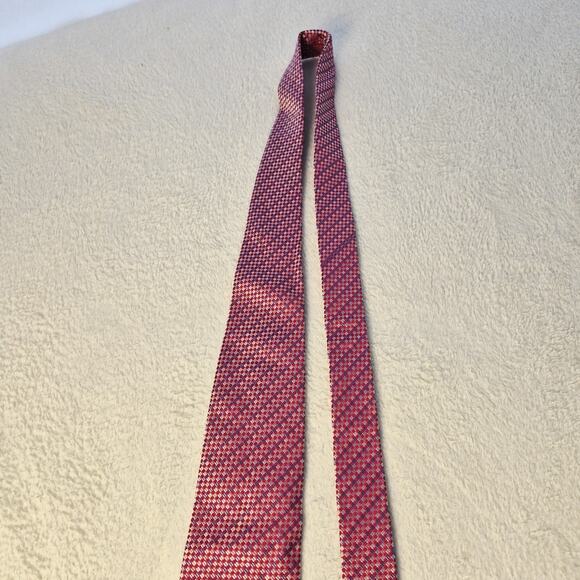 Hugo Boss Mens Pink Geometric 100% Silk Necktie Made In Italy - Picture 4 of 10